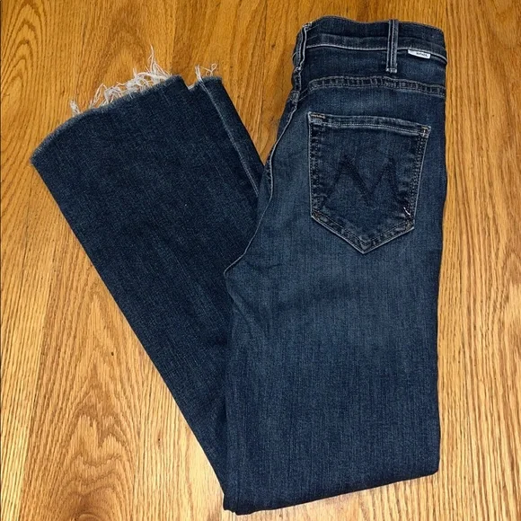MOTHER Hustler Ankle Fray Jeans in Teaming Up